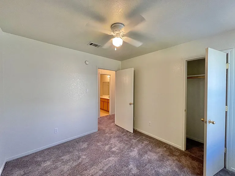 2205 Indian Trl — Photo 10