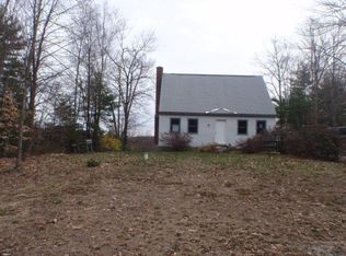 74 Cram Rd, Weare, NH 03281