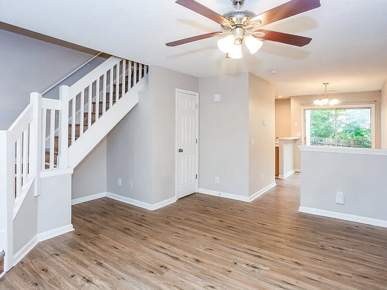 5746 Prescott Ct — Photo 7