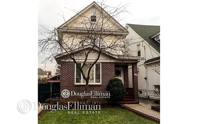 Rented by Douglas Elliman | media 6