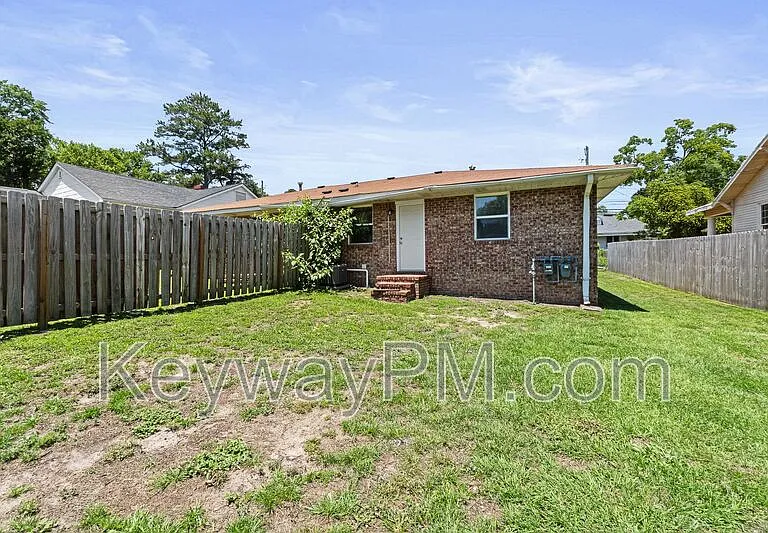 2012 Wrightsboro Rd — Photo 12