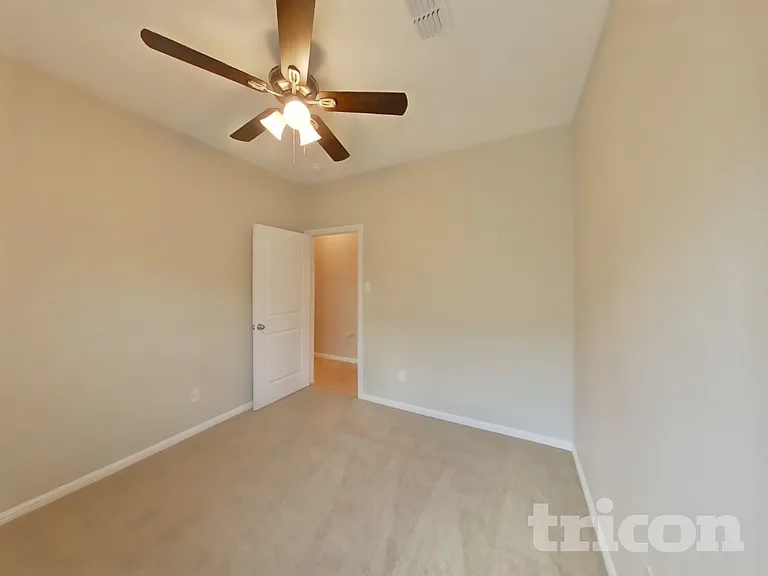10020 Poinsett Way — Photo 25