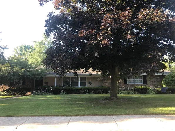 1265 Constellation Dr, Aurora, IL 60505