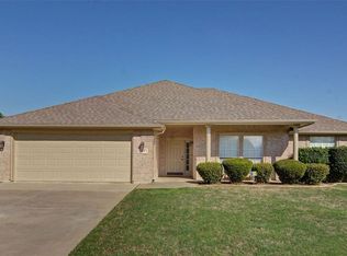 333 Bicole Dr, Burleson, TX 76028