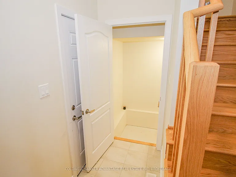 77 Keelson St — Photo 36