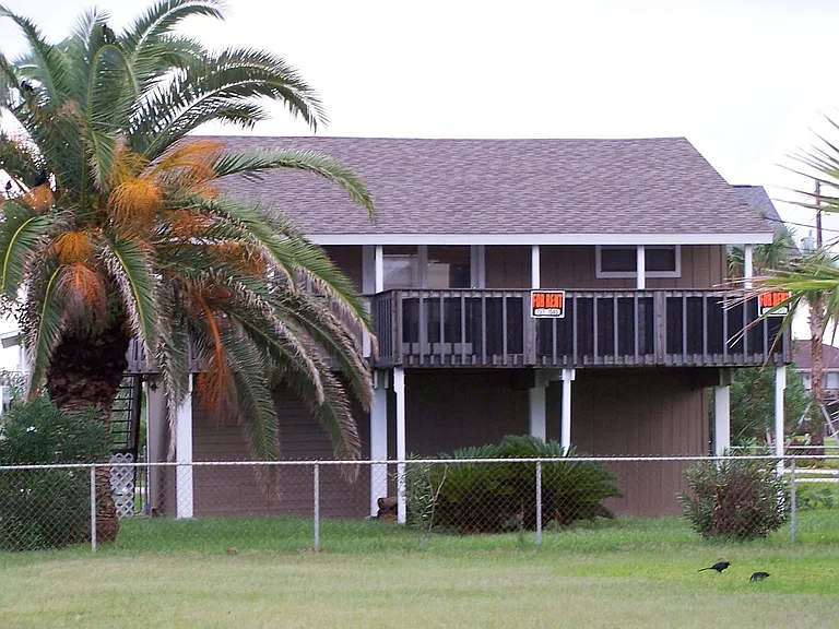16631 Edward Teach Rd — Photo 1