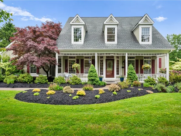 5010 W Grove Ln, Gibsonia, PA 15044