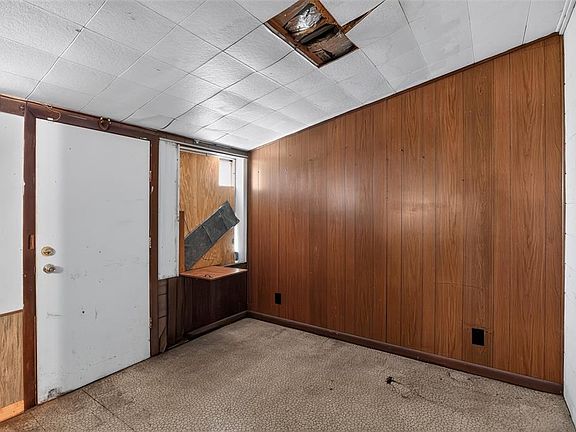 4th image of 6120 W RIDGEWOOD AVENUE