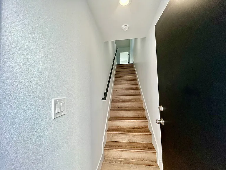 8418 S Main St — Photo 6