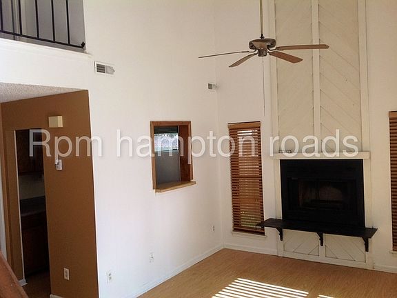 4th image of 3912 Thalia Trace Ct