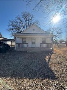 213 W 5th St, Mound Valley, KS, 67354