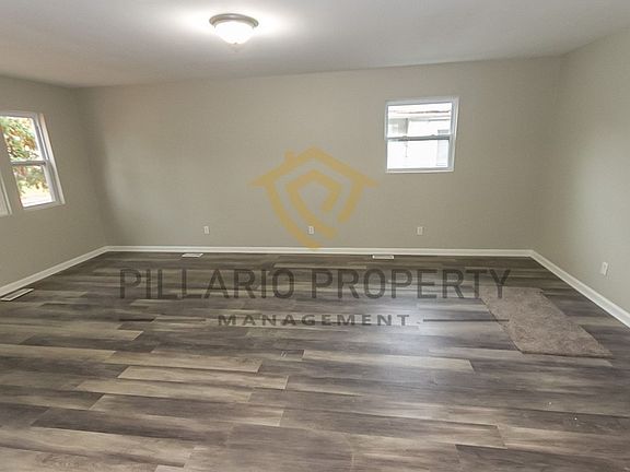 5th image of 1416 E Gimber St
