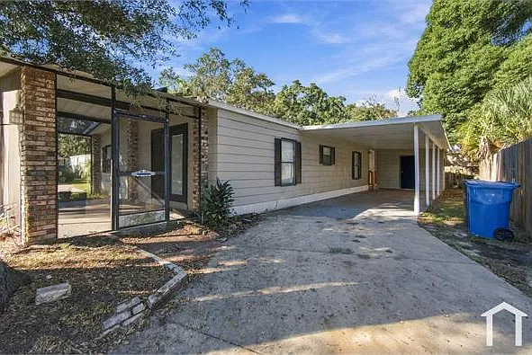 10514 Bay Hills Cir