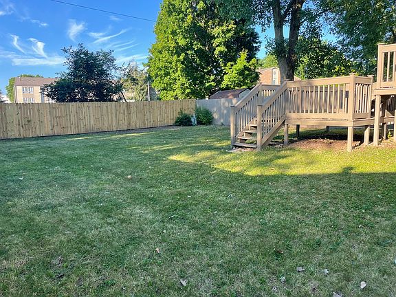 2nd image of 3845 Farm Brook Ln