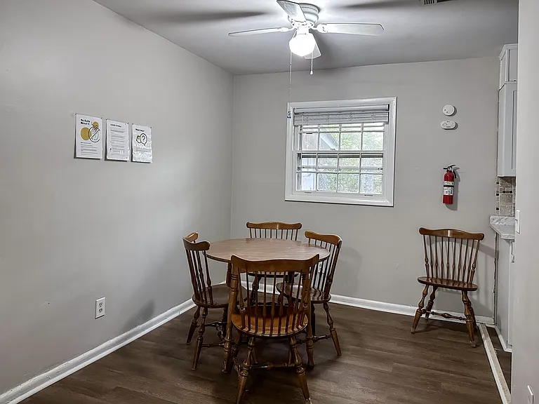 Scott Dr — Photo 9