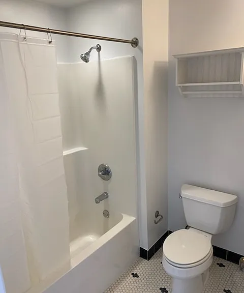 Twohy Apartments — Photo 12