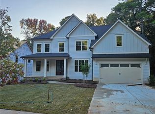 2754 Indian Trail Dr, Tucker, GA 30084