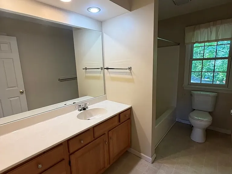 2264 Raleigh Rd — Photo 26