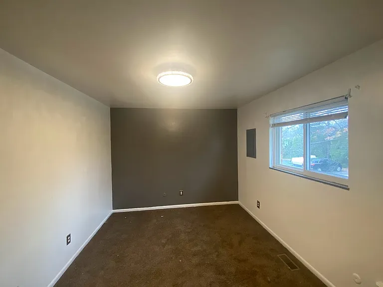 525 Bright Ave — Photo 9