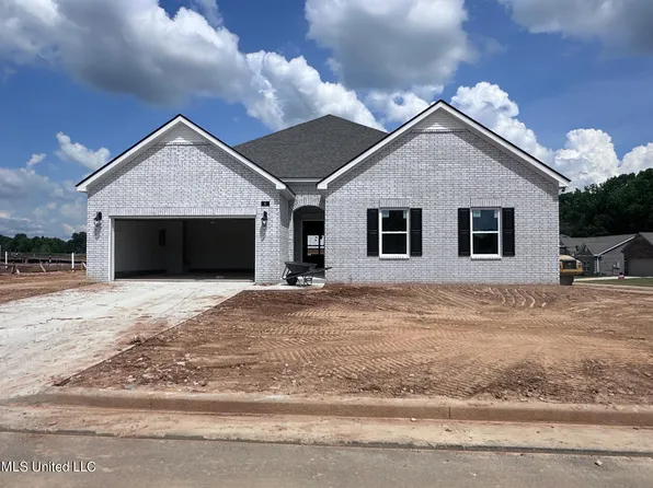 6 Ozark Dr, Byhalia, MS 38611