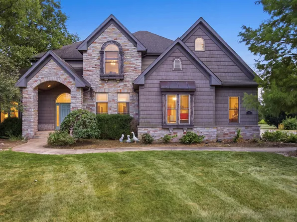 3349 Carbineer Dr, Belvidere, IL 61008