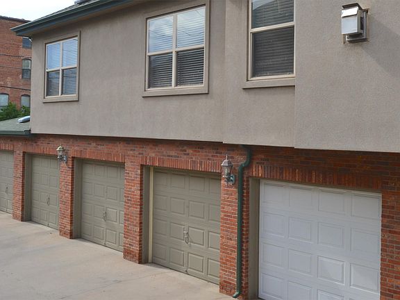 2901 Wynadot Street #16 - Garages