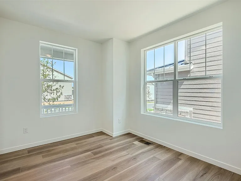 2094 S Fultondale Ct — Photo 11