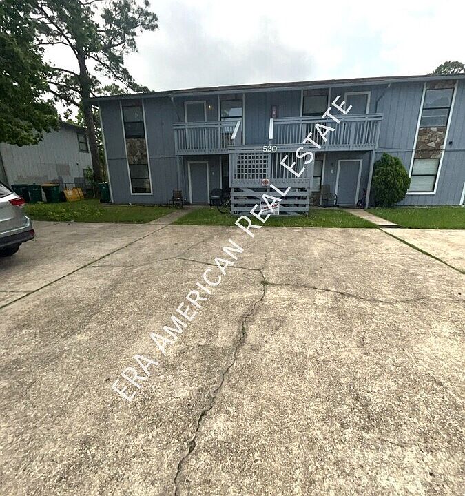 1st image of 520 Landview Dr Unit D-u