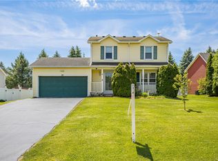 67 Grangerford Hts, West Henrietta, NY 14586