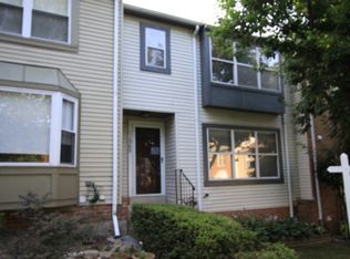 11565 Summer Oak Dr, Germantown, MD 20874