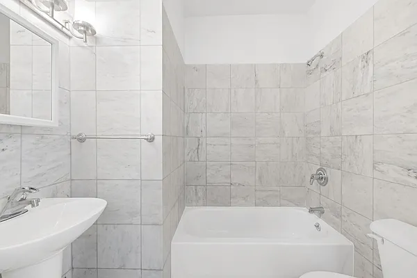 Rented by Maz Group NY | media 14