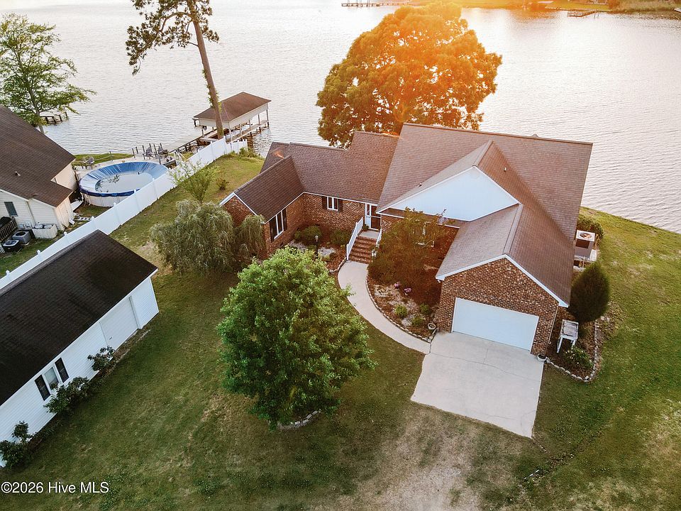 1st image of 674 Brooks Road