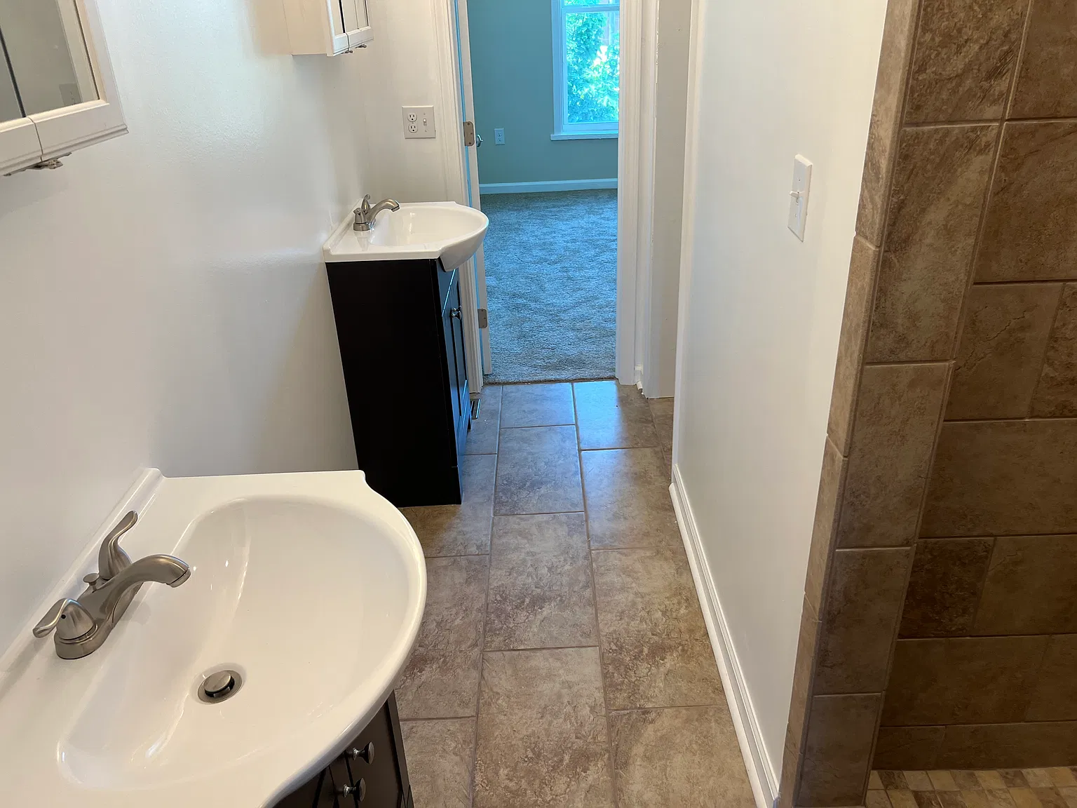 4 bed, $2,600 — Photo 3