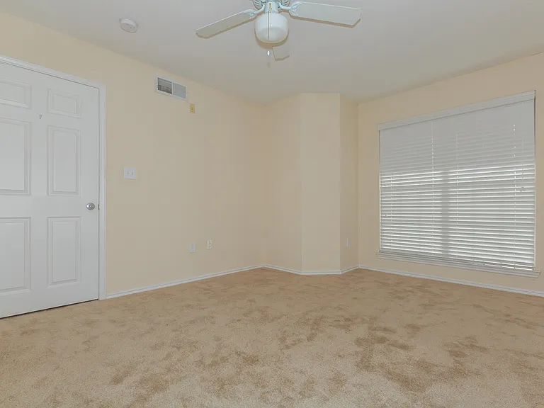 13695 Goldmark Dr — Photo 22