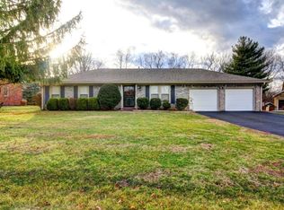 3213 Knob St, Shelbyville, KY 40065