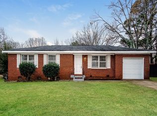 2719 Oaktree Ln NW, Huntsville, AL 35810