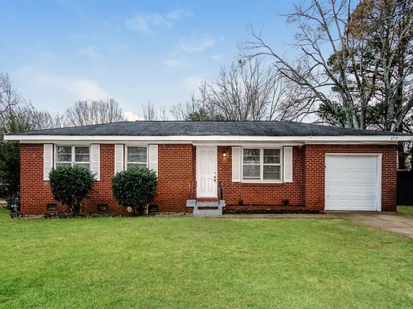 2719 Oaktree Ln NW, Huntsville, AL 35810