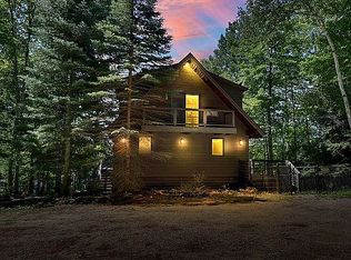 1445 Lake 26 Rd, Charlevoix, MI 49720