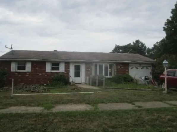 1031 E 10th St, Berwick, PA 18603