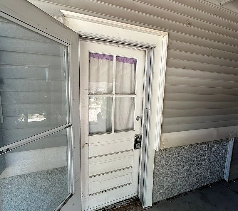 1201 10th Ave