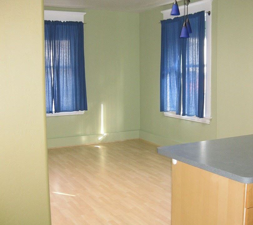 2nd image of 325 Market St #4