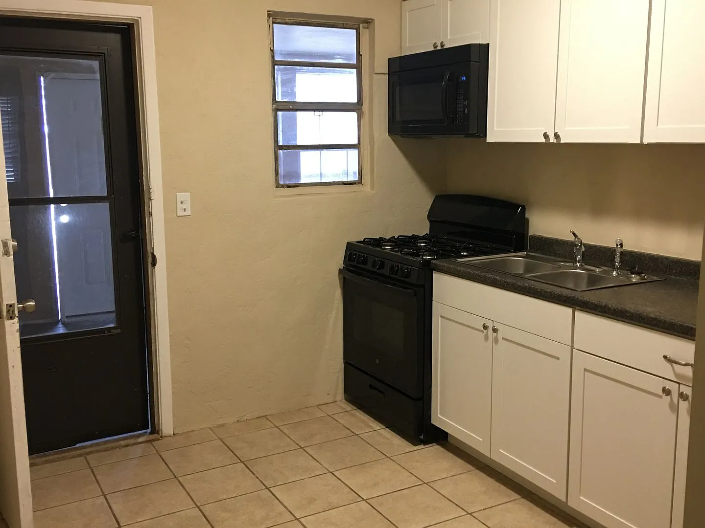 4406 36th St — Photo 3