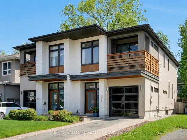 164 Geoffrey St, Ottawa, ON K1Z 7A8