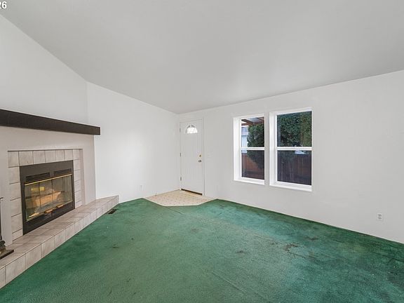 4th image of 2703 J St