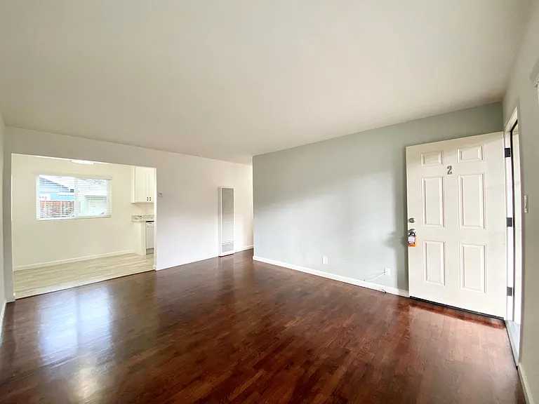 1211 Jefferson St — Photo 39