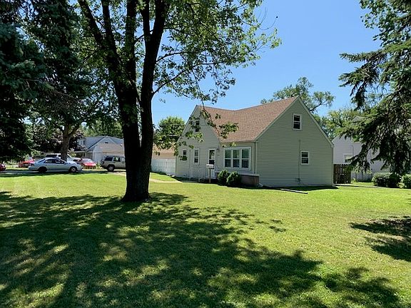 3rd image of 853 Alcoa Ave