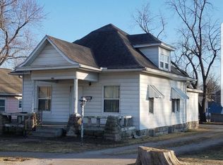 316 Jackson St #1, Warrensburg, MO 64093
