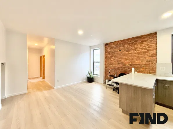 285 Smith Street image 1 of 25