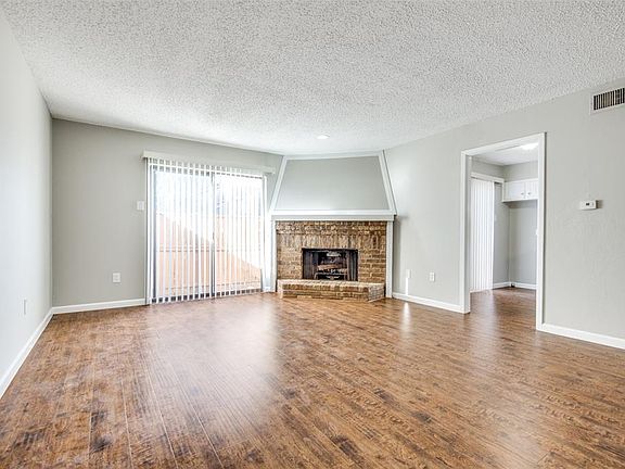 2nd image of 831 Dublin Dr APT C