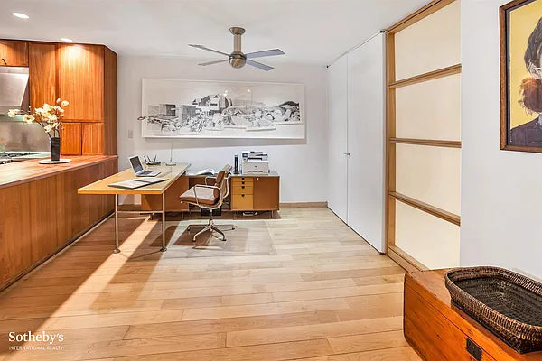 Sold by Sotheby's International Realty | media 20